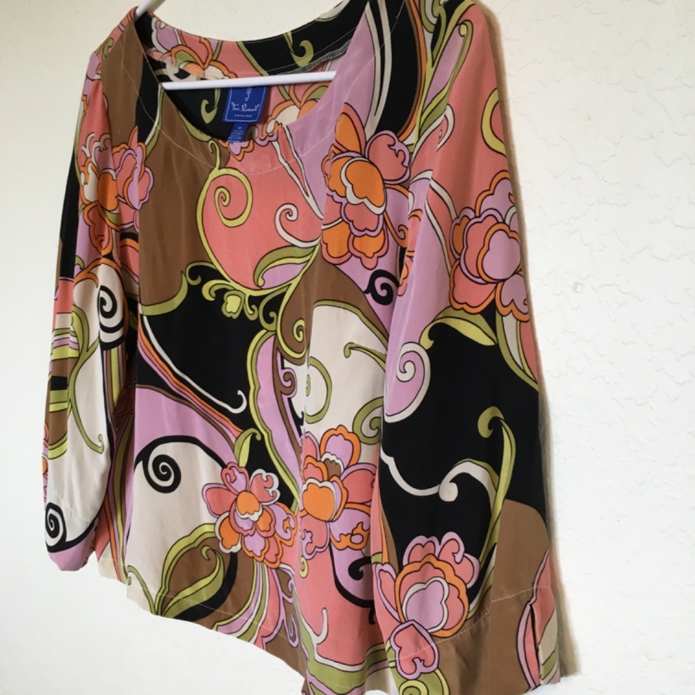 Tori Richard Women's silk multicolor pull over blouse. Size 14 - Picture 2 of 10